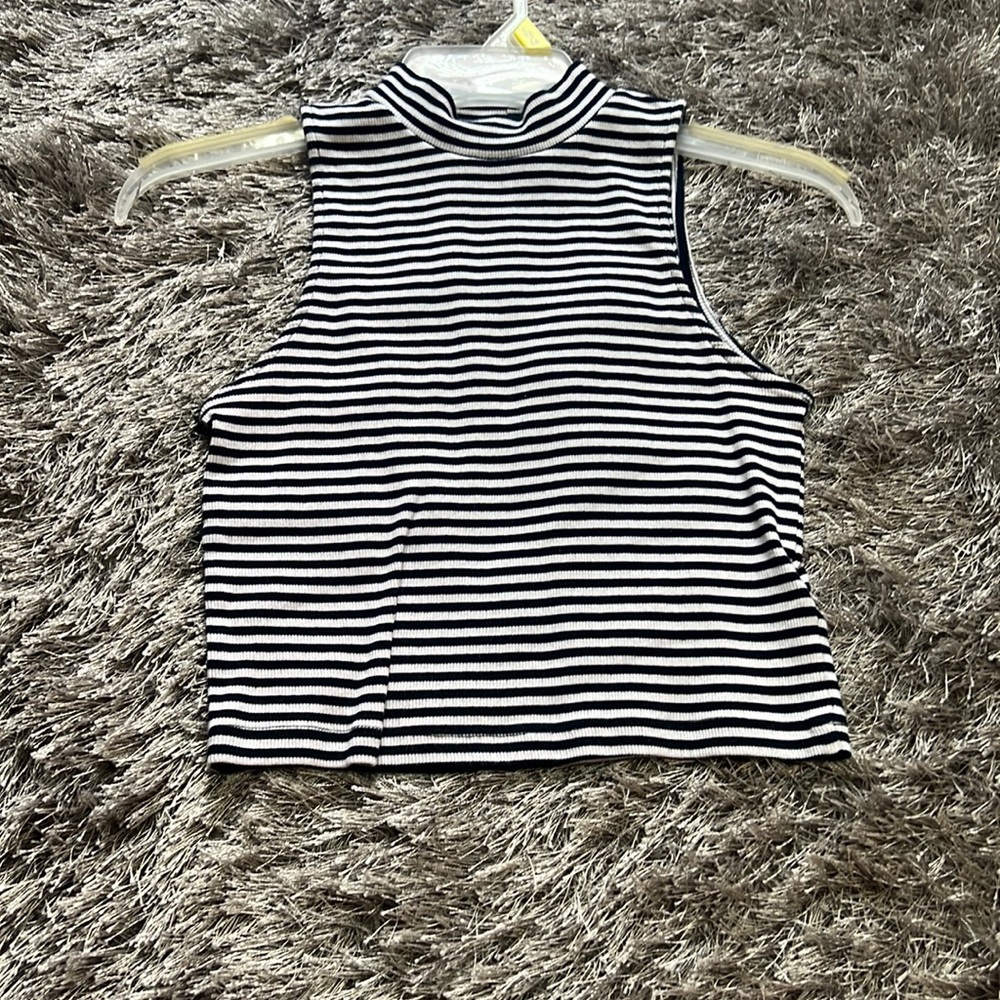 Cropped tank